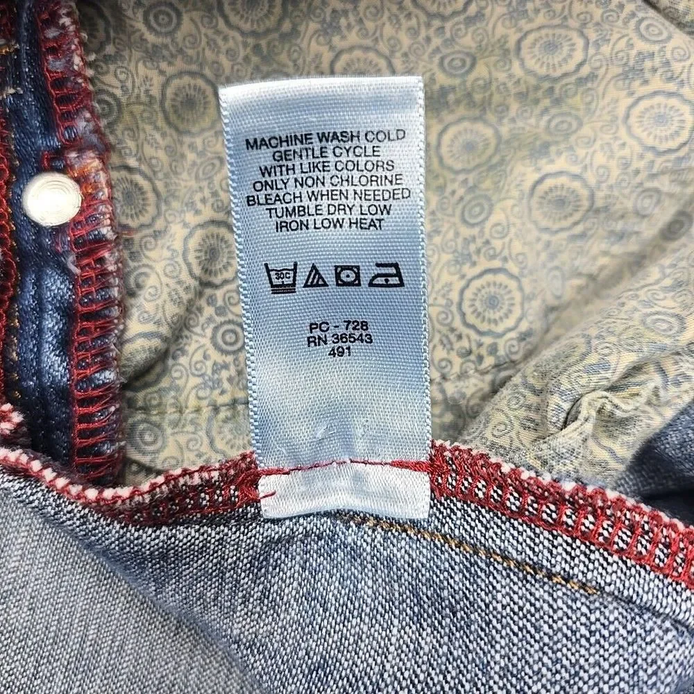 IZOD Jeans Women 10 Blue Stretch Denim Favorite Flare Preppy Trend Stretch Pants